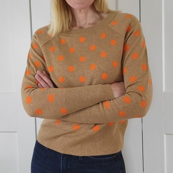 GAP Sweaters - GAP Dotty Crazy Dot Boatneck Sweater Oatmeal Sz . S NWT